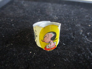 lot 114 image: Vintage Olive Oyl Ring