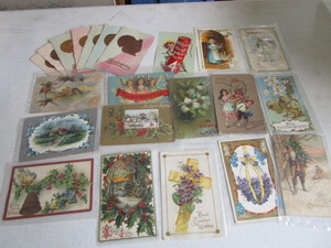 lot 125 image: Antique Holiday Postcards
