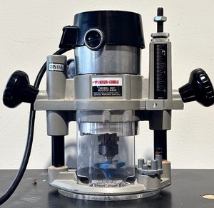lot 63 image: Craftsman Heavy-Duty Router with Adjustable Depth Control