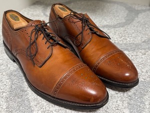 lot 113 image: Allen Edmonds Sandford 12D Brown Leather Dress Shoes
