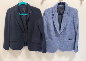 lot 119 image: Pair of Talbots Aberdeen Blazers Size 10 and 10P