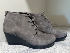 lot 123 image: Dansko Gray Suede Wedge Boots, Size 40