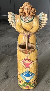 lot 132 image: Heartwood Creek by Jim Shore 25 Angel Figurine with Basket
