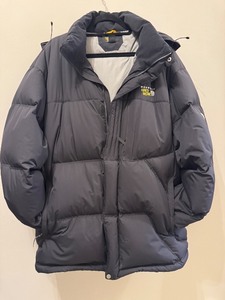 lot 55 image: Mountain Hardwear XXL Down Jacket