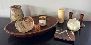 lot 162 image: K - Assorted Home Decor Collection with Wooden Tray, Pottery, and Candle Holders