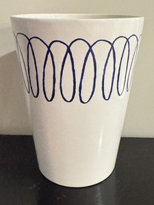 lot 28D image: Kate Spade Charlotte Street Porcelain Waste Basket