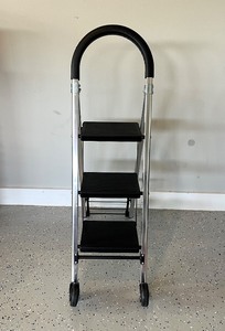 lot 214 image: Folding 3-Step Ladder with Wheels 48 Inch Height