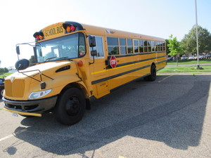 2013 FULL SIZE SCHOOL BUS
