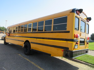 2013 FULL SIZE SCHOOL BUS