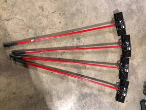 lot 34 image: Lot of Libman 13.5 in. High Power Extra-Large Heavy-Duty Floor Scrub Brush with Swiveling Head and Steel Handle (May be Bent on Lower Stick)Customer Returns See Pictures