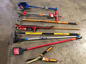 lot 57 image: Pallet of Mixed Assorted Lawn Care Tools Various Models and Conditions   Customer Returns See Pictures