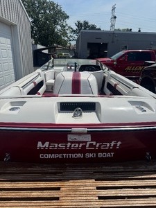 1987 Mastercraft Prostar 190