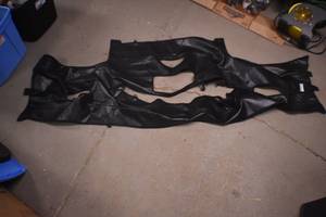 lot 17 image: Corvette Bra