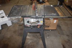 lot 73 image: Craftsman 10 inch Table Saw