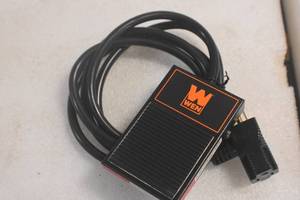 lot 36 image: WEN WA0392 120V 15-Amp Momentary Power Foot Pedal Switch for Woodworking