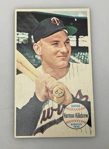 lot 5 image: 1964 Topps #38 Harmon Killebrew Card In Protective Sleeve