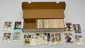 lot 60 image: Misc. Unsorted Sports Cards