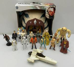 lot 81 image: Misc. STAR WARS Action Figures, AHSOKA TANO Electronic Mask (NIB) & More