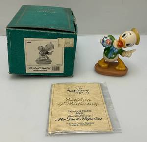 lot 169 image: WDCC Walt Disney Classic Collection Mr. Duck Steps Out With COA In Original Box