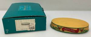 lot 192 image: WDCC Walt Disney Classic Collection Plutos Christmas Tree Holiday Series BASE In Original Box