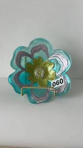 lot 92 image: Set of 2 Decorative Glass Pieces - Iridescent Vase and Flower-Shaped Dish