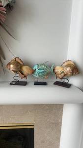 lot 97 image: Set of 3 Decorative Fish Sculptures on Wooden Stands