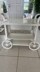 lot 103 image: White Plastic Rolling Serving Cart with Wheels
