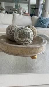lot 105 image: Decorative Set of 3 Crystal-Inlaid Balls on Marble Display Stand