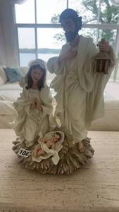 lot 106 image: Handcrafted Nativity Scene with Holy Family Figurines