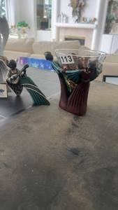 lot 113 image: Decorative Angel Figurines with Lidded Bowl