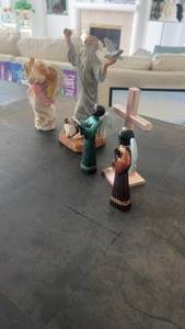 lot 114 image: Set of Christian Figurines Angels, Cross, and Shepherd