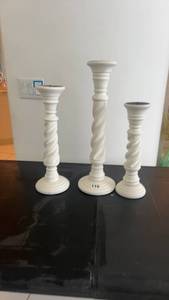 lot 119 image: Set of 3 Decorative White Spiral Candle Holders