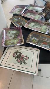 lot 120 image: Collection of 8 Decorative Serving Trays with Floral and Wildlife Designs