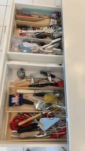lot 176 image: Collection of Kitchen Utensils and Cooking Tools