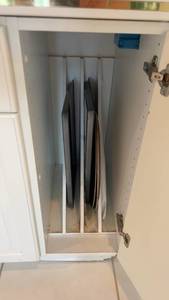 lot 207 image: Set of 3 Metal Baking Sheets and Pizza Pan