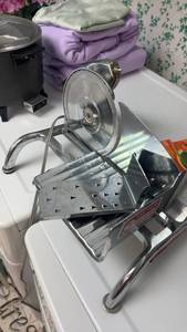lot 217 image: Magic Hostess MH8E-1 Food Slicer