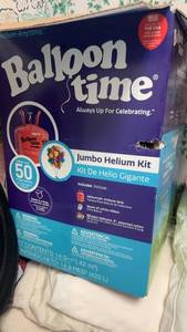 lot 222 image: Balloon Time Jumbo Helium Kit - 50 Balloon Capacity