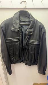 lot 230 image: Mens Black Leather Bomber Jacket