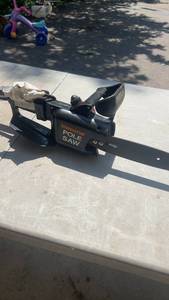 lot 260 image: Remington Electric Pole Saw