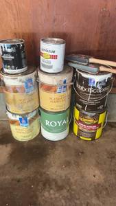 lot 280 image: Assorted Paint Cans and Stains with Paint Thinner