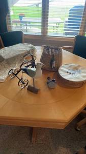 lot 419 image: Assorted Rustic Table Decor Set with Bicycle, Bird, Drum, and Fishing Basket