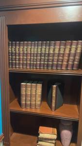 lot 470 image: Collection of National Geographic Magazines and World Book Yearbooks