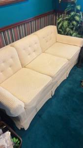 lot 481 image: Used Cream Upholstered Sofa