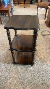 lot 501 image: Vintage Wooden 3-Tier Side Table with Turned Legs