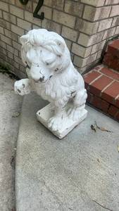 lot 550 image: Pair of Vintage Stone Lion Statues