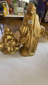lot 556 image: Set of 2 Gold-Colored Religious Statues