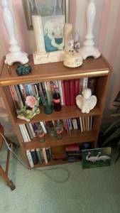 lot 562 image: Wooden Bookshelf with Assorted Books and Decor Items