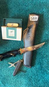 lot 588 image: Knife Set with Barlow Folding Knife and Sheath