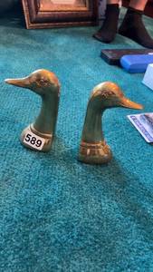 lot 589 image: Pair of Brass Duck Head Bookends
