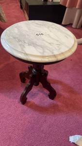 lot 610 image: Antique Marble Top Side Table with Italian Base